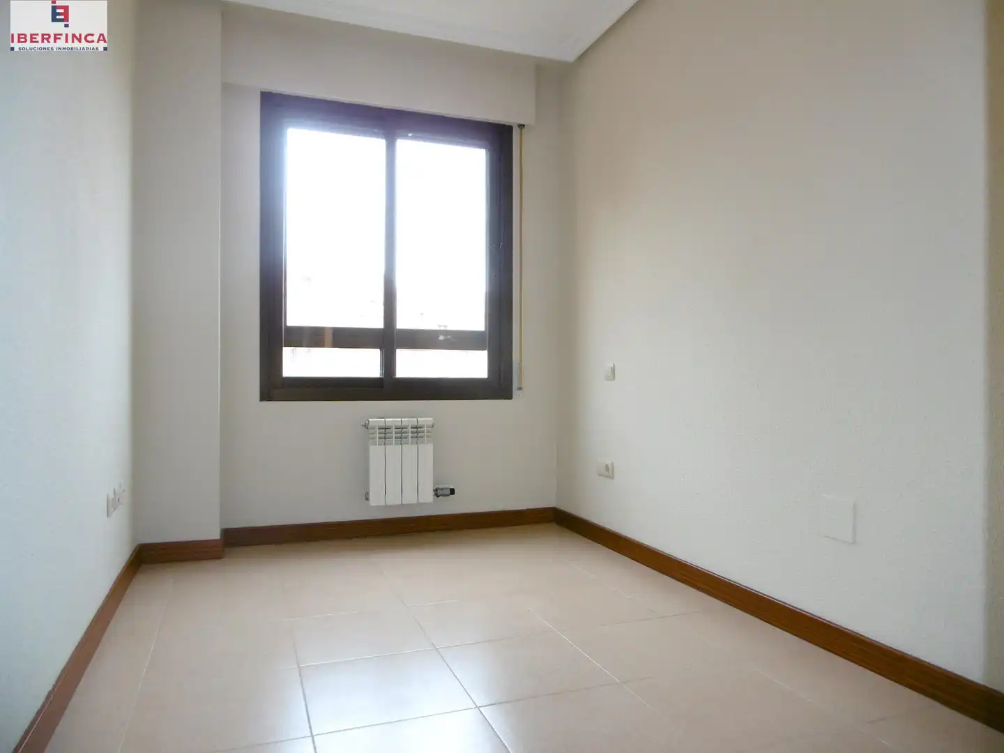 Bedroom of Flat for rent in Valladolid  with Heating, Terrace and Storage room