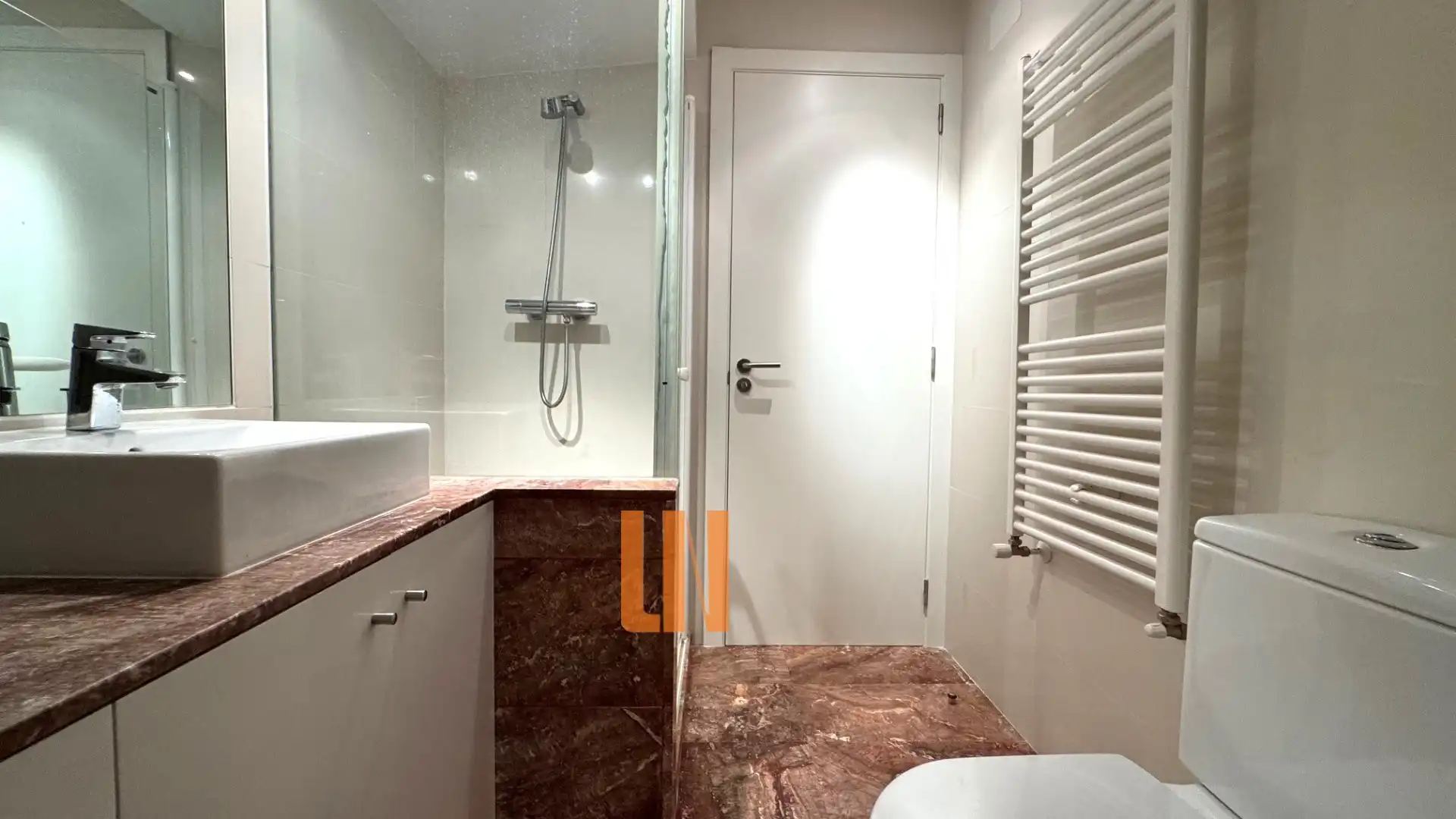 Bathroom of Flat for sale in Lugo  with Heating, Oven and Washing machine