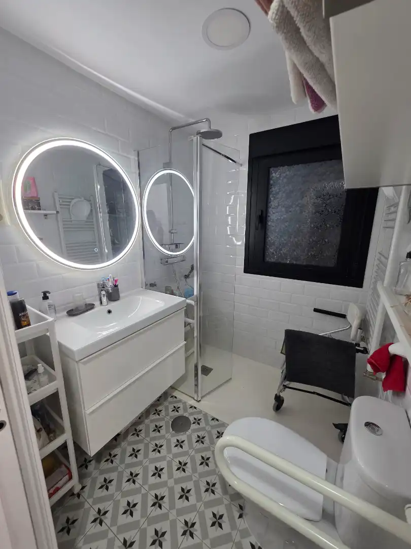 Bathroom of Houses for sale in Griñón  with Air Conditioner, Heating and Private garden