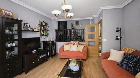 Foto 4 de Casa o chalet en venta en Calle Calle Gregorio Fernández, Los Pinos - El Pilar, Plasencia