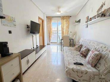 Apartment with balcony to rent in La Mata