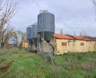 Vista exterior de Terreny en venda en Villeguillo