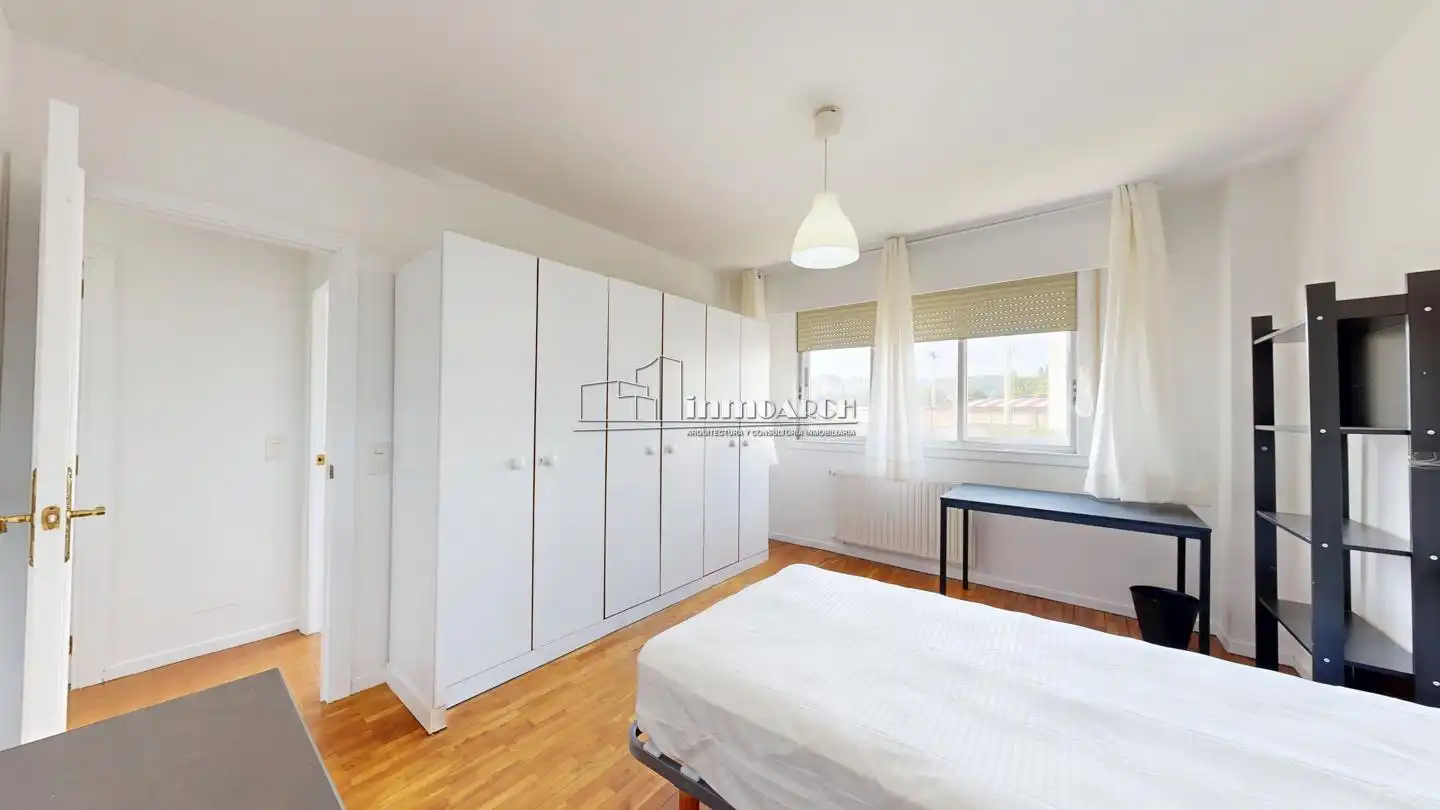 Habitación de Piso de alquiler en A Coruña Capital  con Amueblado