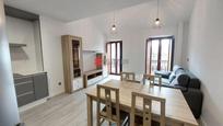 Sala d'estar de Pis de lloguer en Santiago de Compostela  amb Calefacció