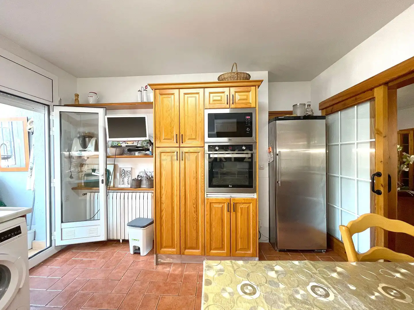 Kitchen of Houses for sale in Terrassa  with Air Conditioner, Private garden and Storage room