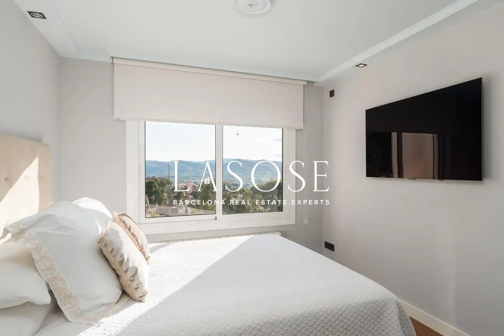 Bedroom of Houses for rent in Sant Just Desvern  with Heating, Private garden and Terrace