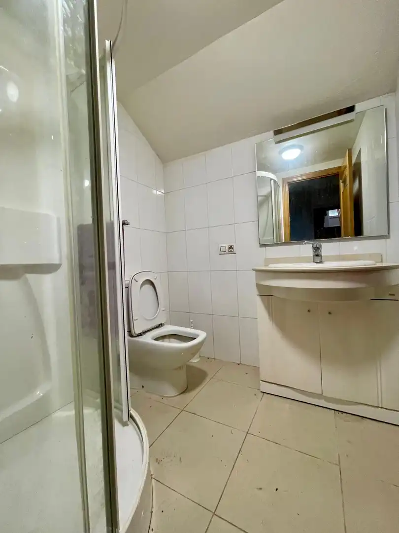 Baño de Casa o chalet en venta en Lugo con Calefacción, Jardín privado y Parquet