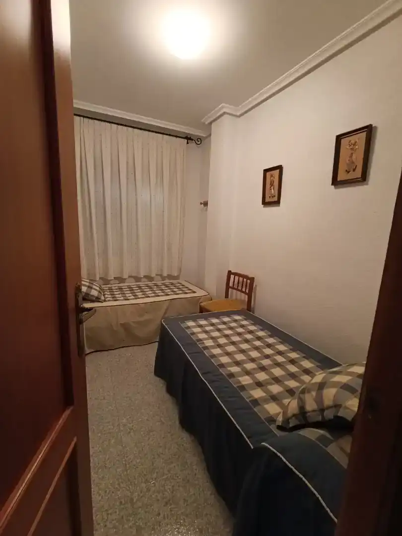 Dormitori de Casa adosada en venda en Villarrobledo, Albacete