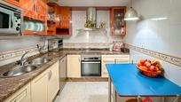 Kitchen of Flat for sale in  Córdoba Capital  with Air Conditioner, Heating and Private garden