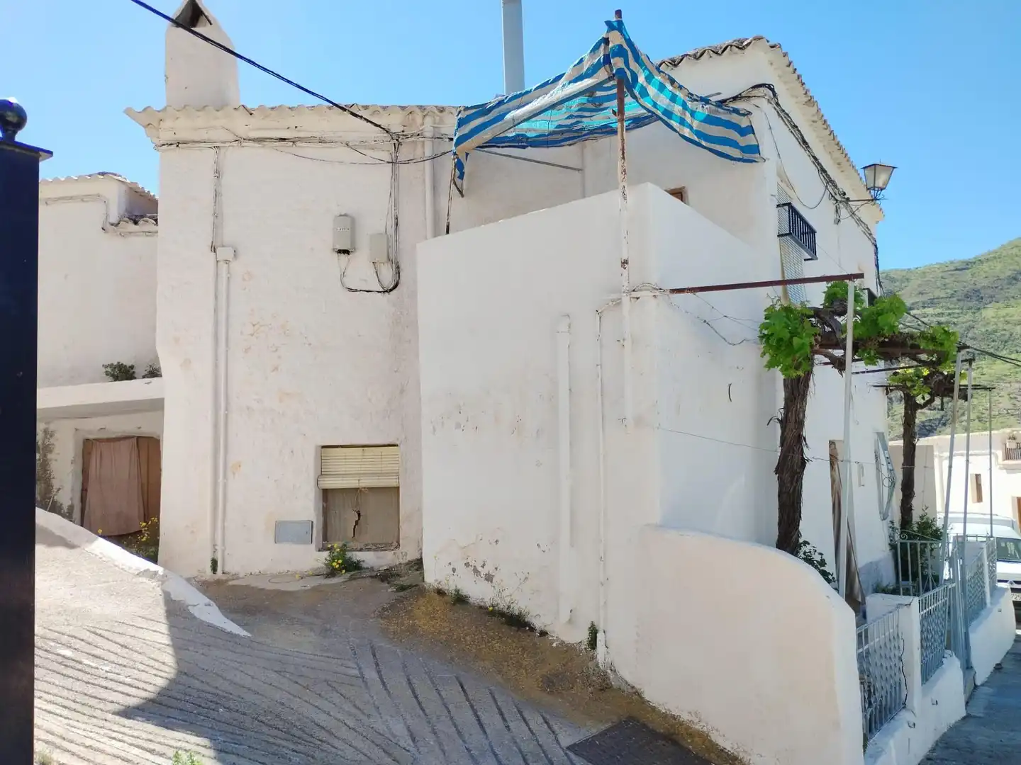 Casa rústica amb terrassa en venda a Calle CEMENTERIO, imagen 3
