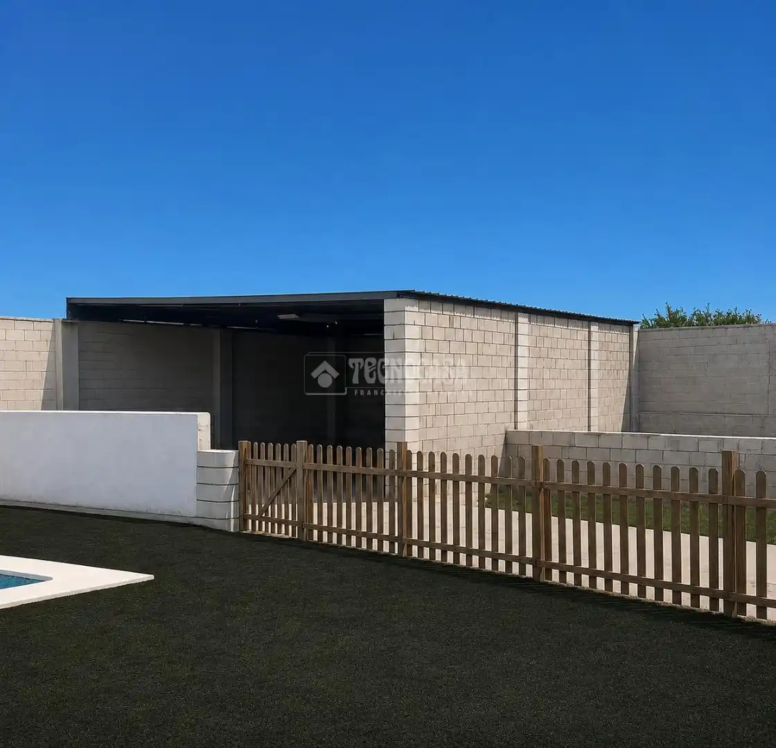 Exterior view of Country homes for sale in Dos Hermanas  with Storage room
