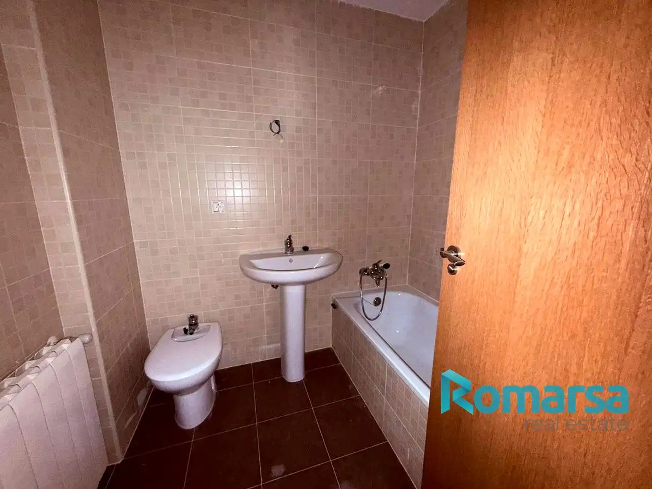 Baño de Piso en venta en Ávila con Calefacción, Parquet y Trastero