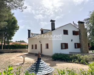 Vista exterior de Casa o xalet en venda en Alcoy / Alcoi amb Calefacció, Jardí privat i Terrassa