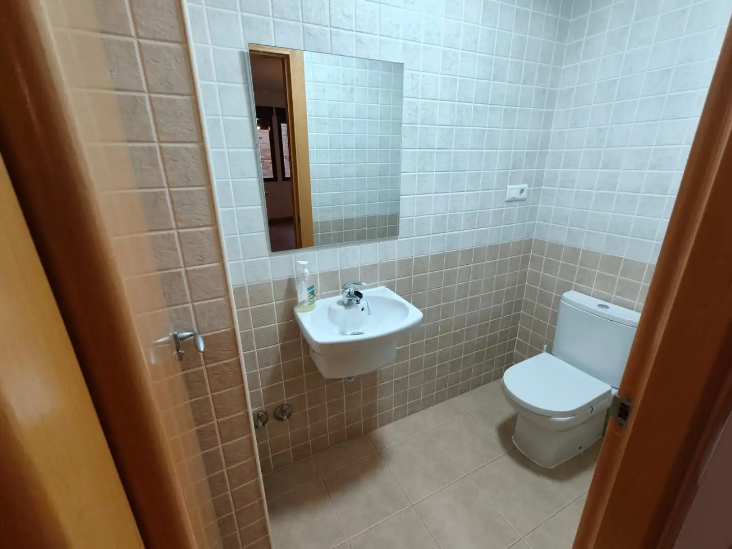 Bathroom of Flat for rent in Mocejón  with Furnished, Oven and Washing machine