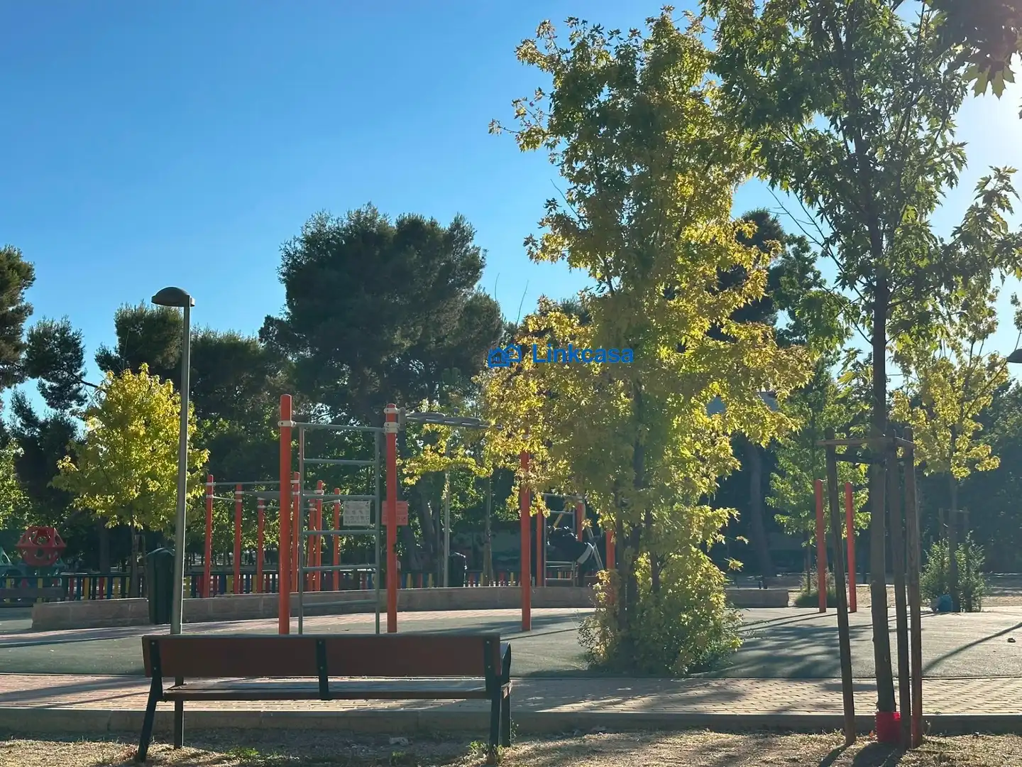 Vista exterior de Piso en venta en Madrid con Calefacción, Parquet y Terraza