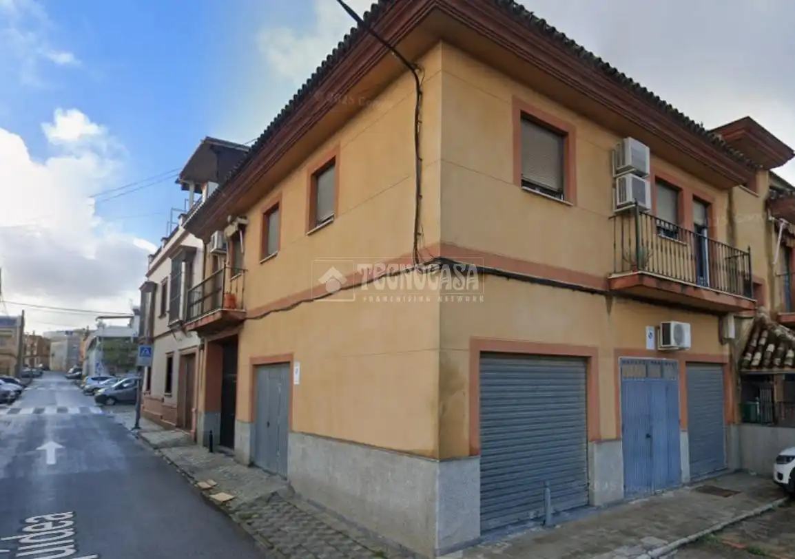 Gewerbefläche zum Verkauf in Coria del Río, imagen 8