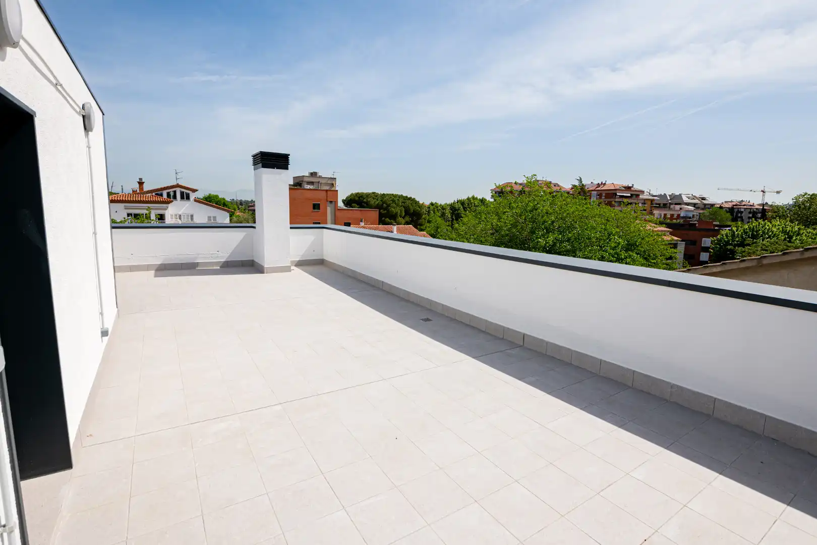 Neubau-Penthouse mit Aufzug zum Verkauf in Carrer de Granollers 7, imagen 22