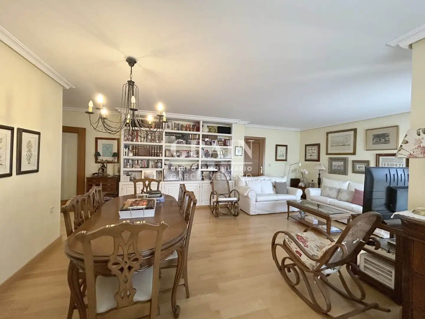 Living room of Flat for rent in Albacete  with Air Conditioner, Heating and Storage room