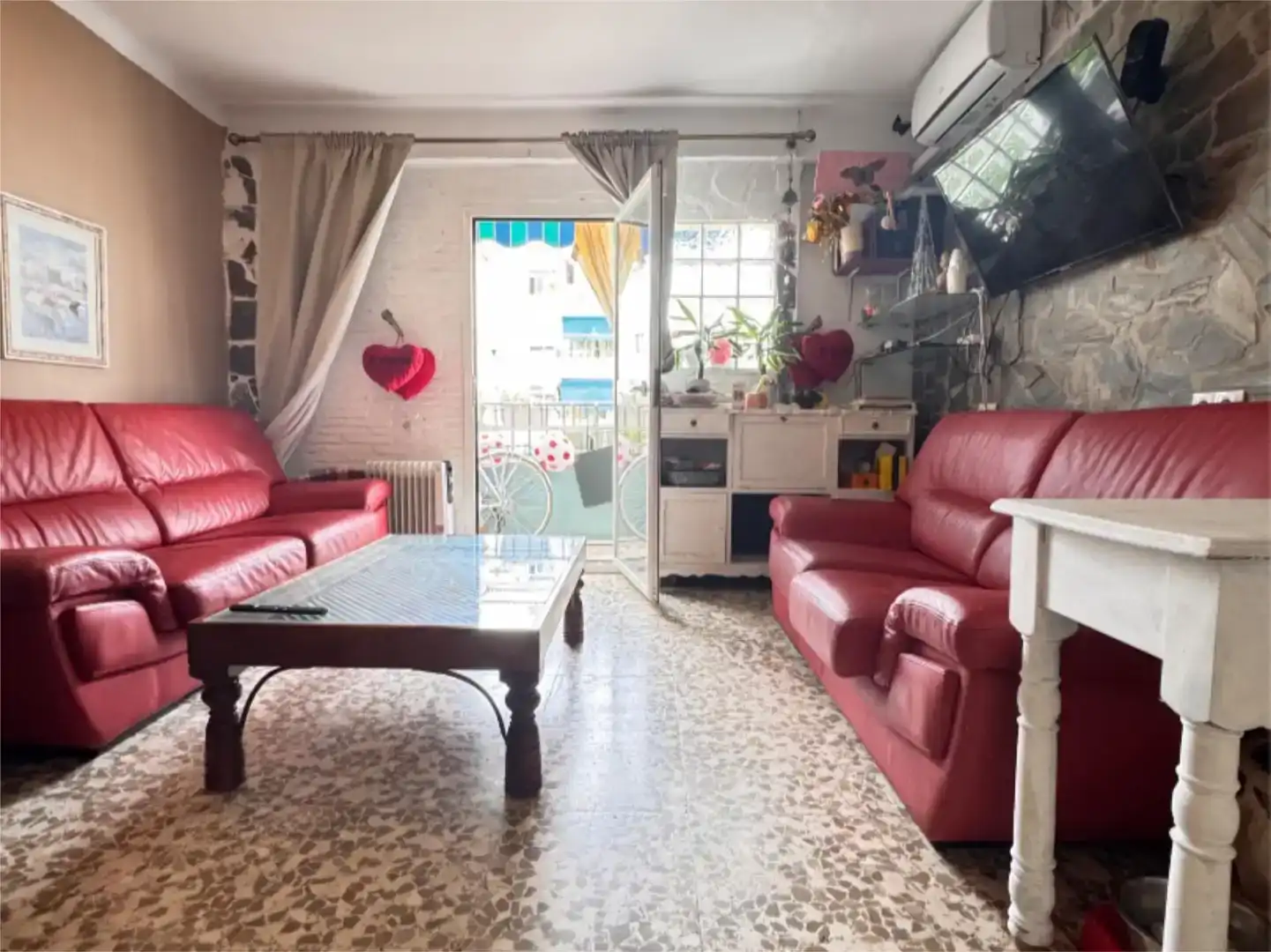 Sala de estar de Piso en venta en Torremolinos con Aire acondicionado