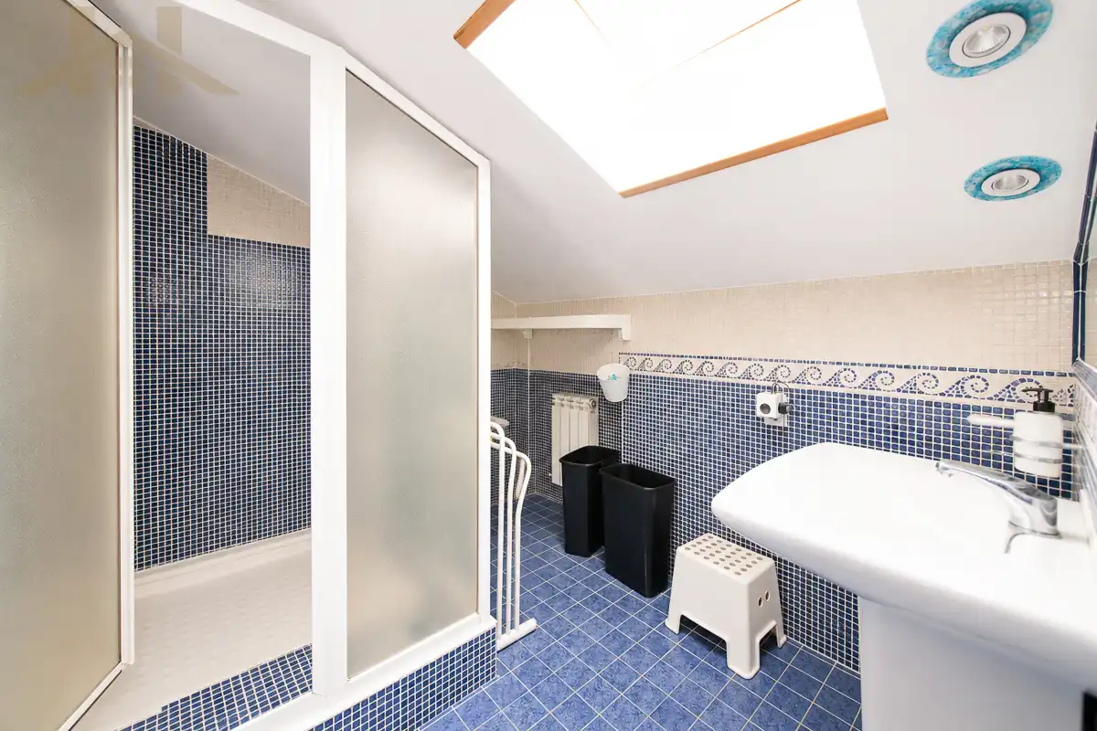 Baño de Piso en venta en Guadarrama con Aire acondicionado, Calefacción y Terraza