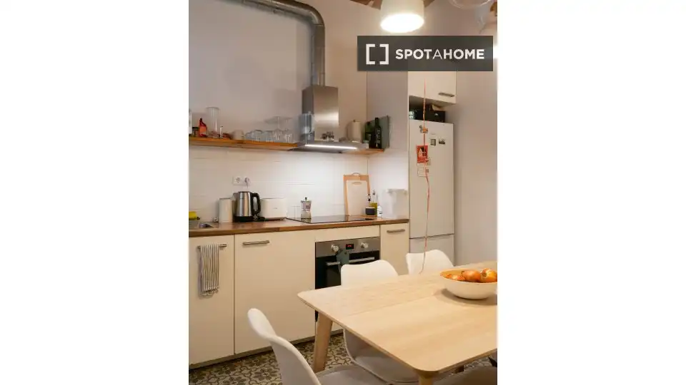 Habitación en La Nova Esquerra de l'Eixample