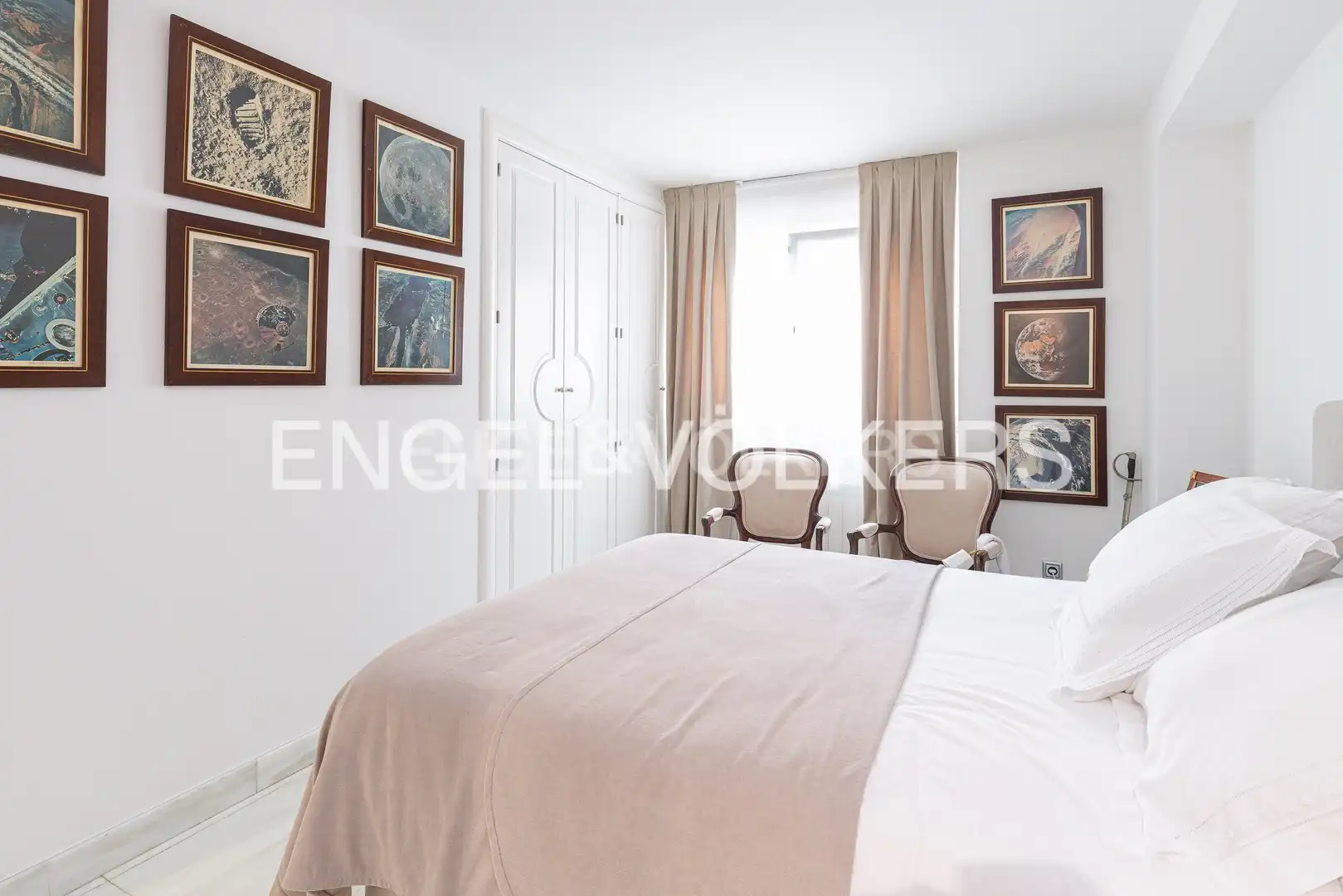 Habitación de Casa adosada en venta en Madrid con Aire acondicionado, Calefacción y Terraza