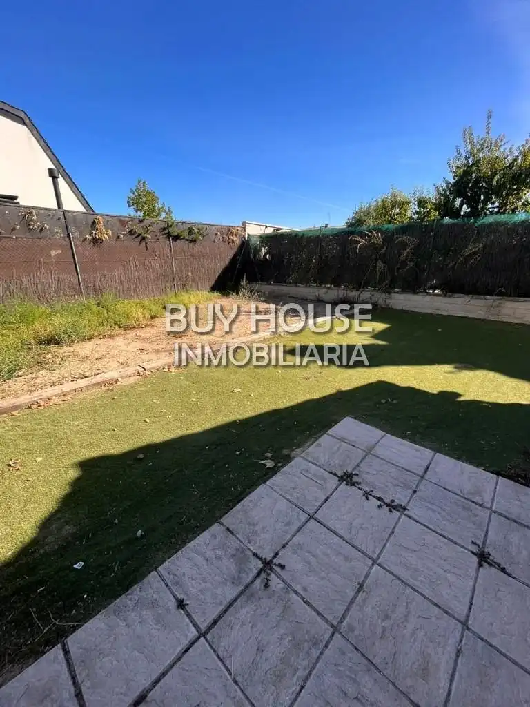 Detached house with garden for sale in Señorío de Illescas, imagen 4