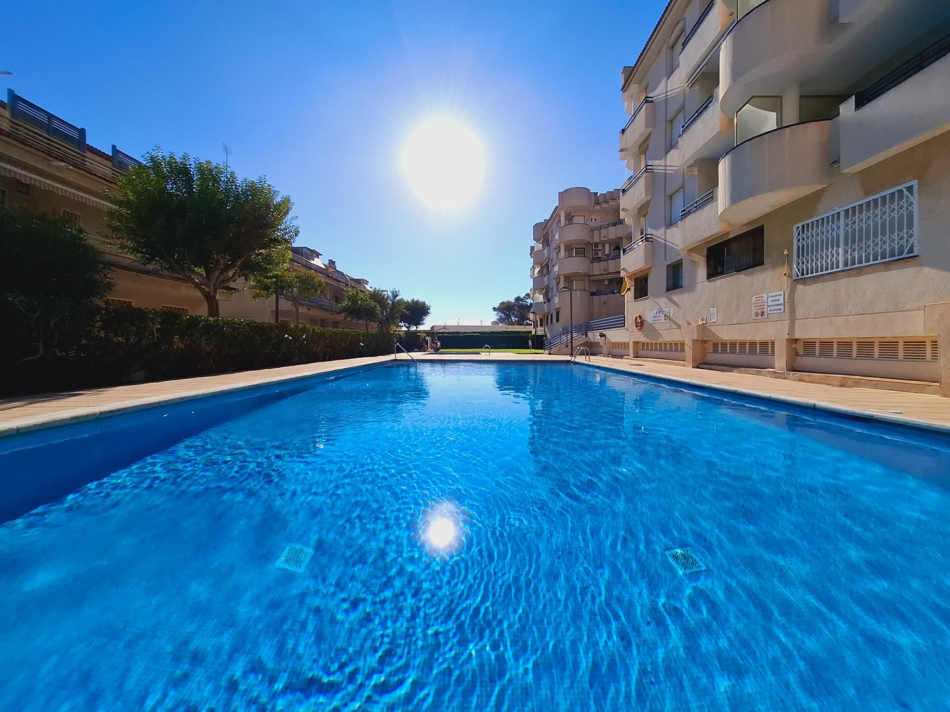 Swimming pool of Planta baja for sale in Cunit  with Heating, Terrace and Balcony