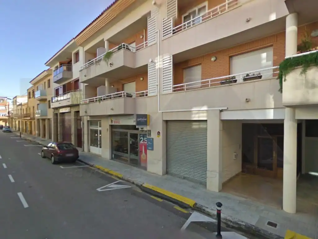 Local comercial en venta en Calle Vidal I Barraquer 2