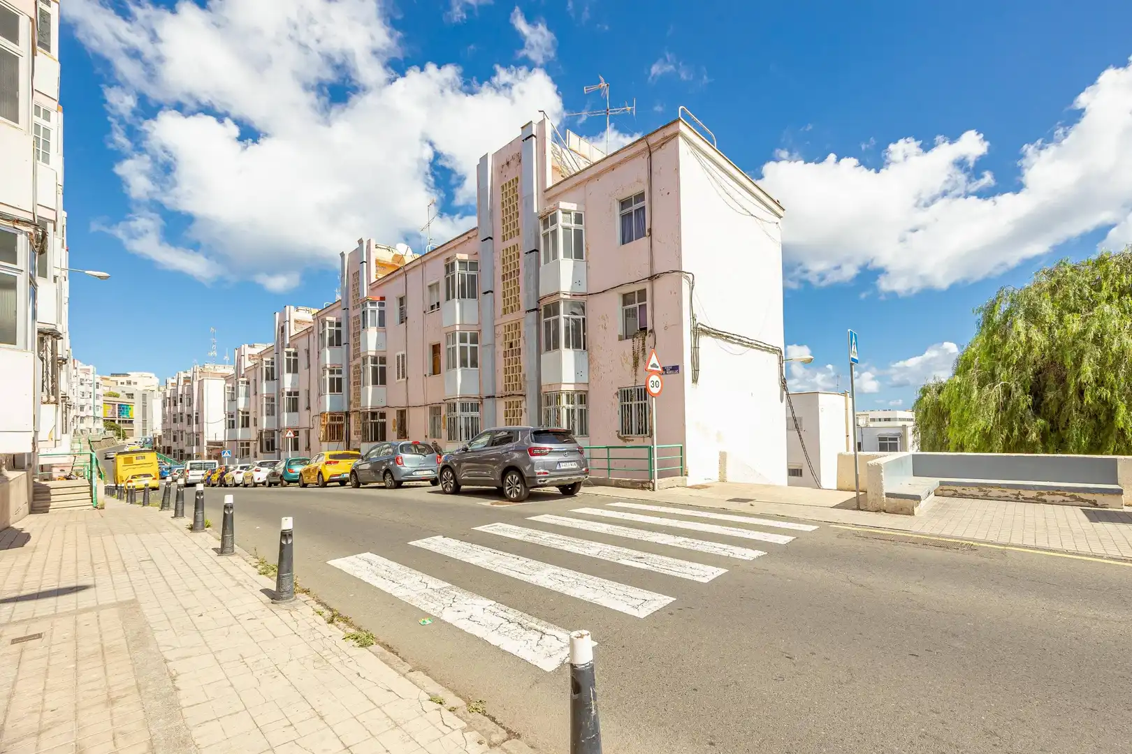 Vista exterior de Piso en venta en Ciudad Alta