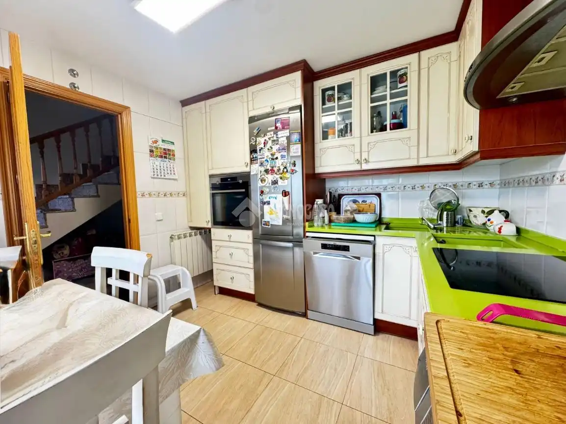 Cocina de Casa adosada en venta en Pedrezuela con Aire acondicionado, Terraza y Amueblado