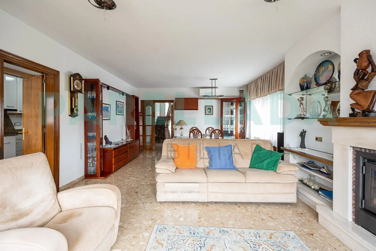 Sala de estar de Casa o chalet en venta en Badalona con Aire acondicionado, Calefacción y Jardín privado