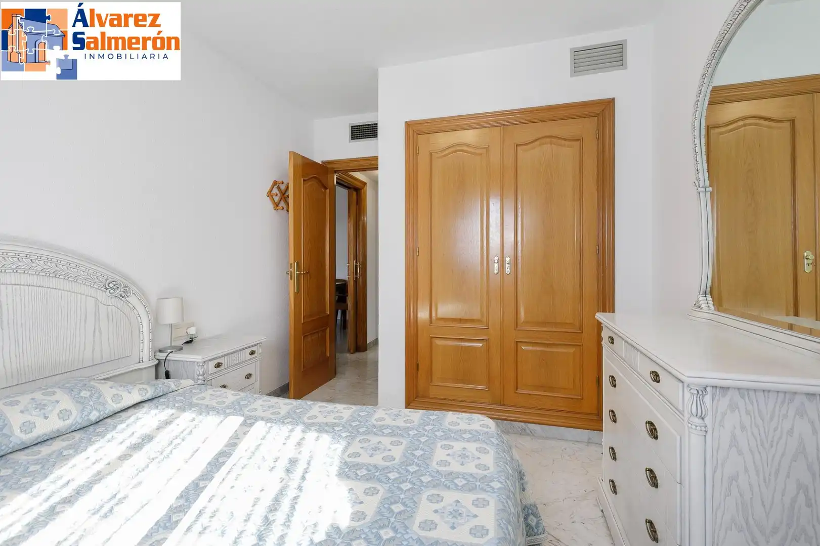 Flat with terrace for sale in Calle DOCTOR AZPITARTE, imagen 6
