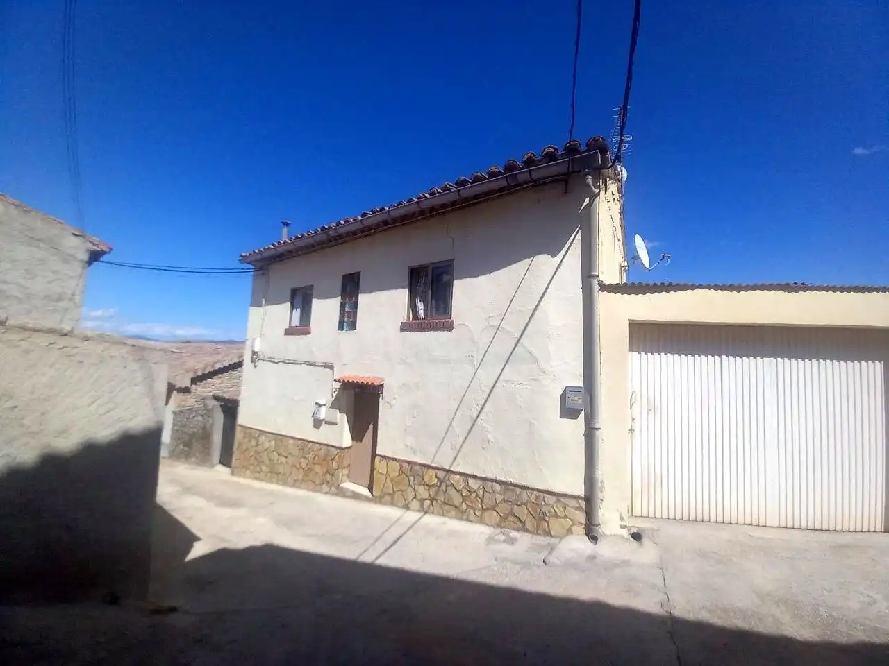 Exterior view of Houses for sale in Belmonte de Gracián  with Terrace