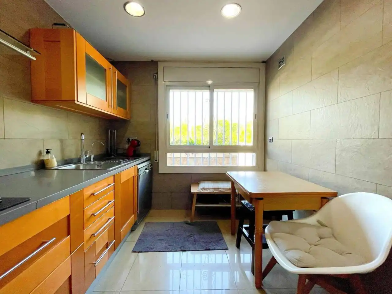 Kitchen of Houses for sale in Cerdanyola del Vallès  with Air Conditioner, Heating and Private garden