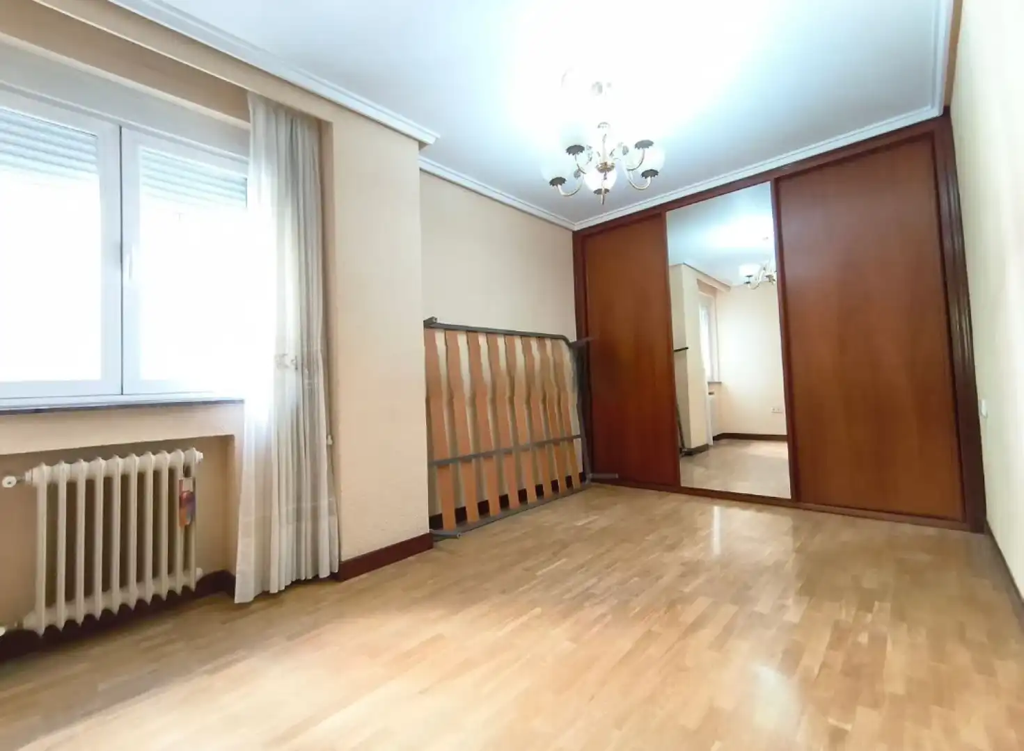Bedroom of Flat for sale in Salamanca  with Heating and Parquet flooring