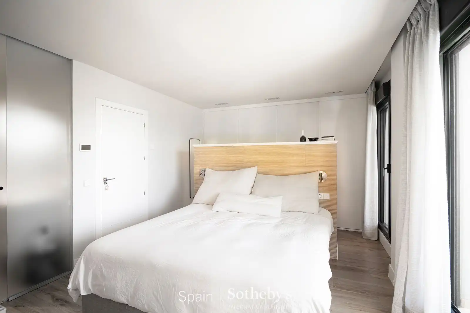 Habitación de Apartamento en venta en Las Rozas de Madrid con Aire acondicionado, Calefacción y Jardín privado