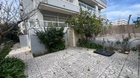 PLANTA BAJA CON JARDÍN PRIVADO EN ZONA MARITIM DE CUBELLES.