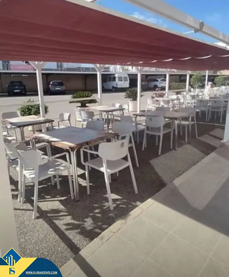 Terraza de Local en venta en Torrevieja con Terraza y Amueblado