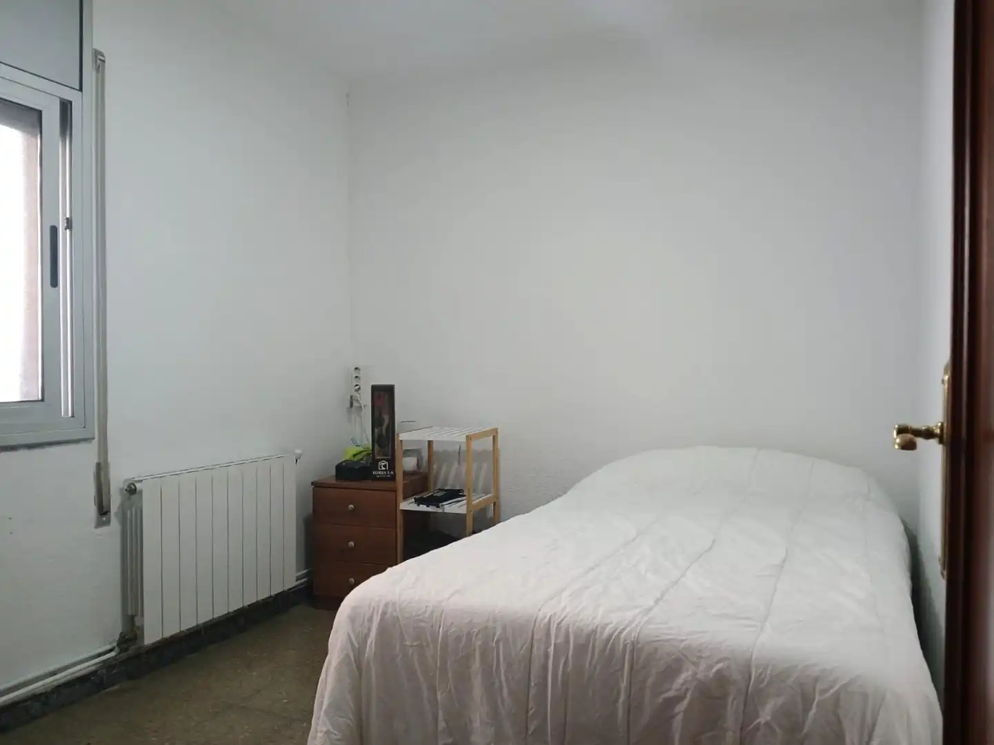 Habitación de Piso en venta en Sabadell con Aire acondicionado y Calefacción