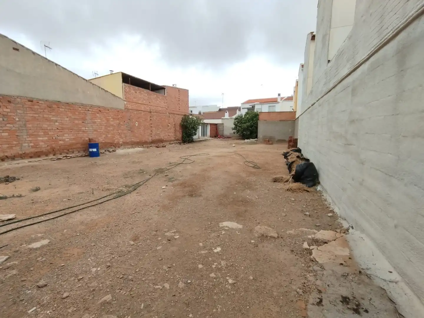 Terreny residencial en venda a Avenida Juan Carlos I, imagen 2