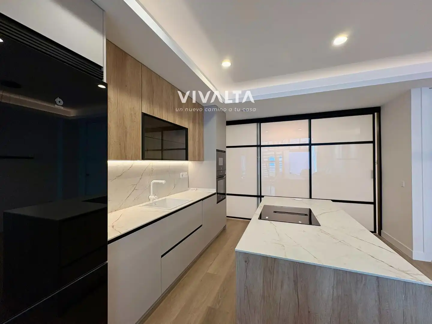 Küche von Maisonette zum Verkauf in Madrid mit Klimaanlage, Heizung und Haustechnik