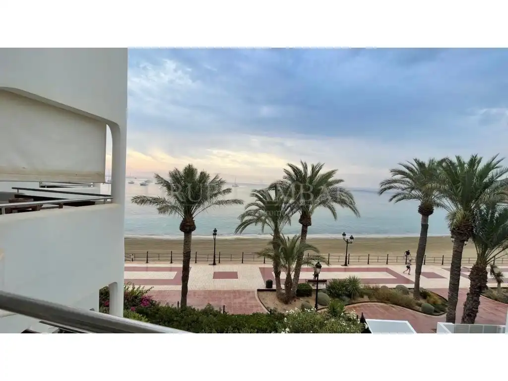 Außenansicht von Wohnung zur Miete in Santa Eulària 