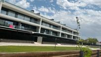 Außenansicht von Wohnung miete in  Lleida Capital mit Klimaanlage, Parkett und Abstellraum
