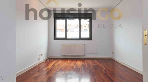 Photo 3 of Flat for rent in Ana de Austria, Sanchinarro, Madrid Capital