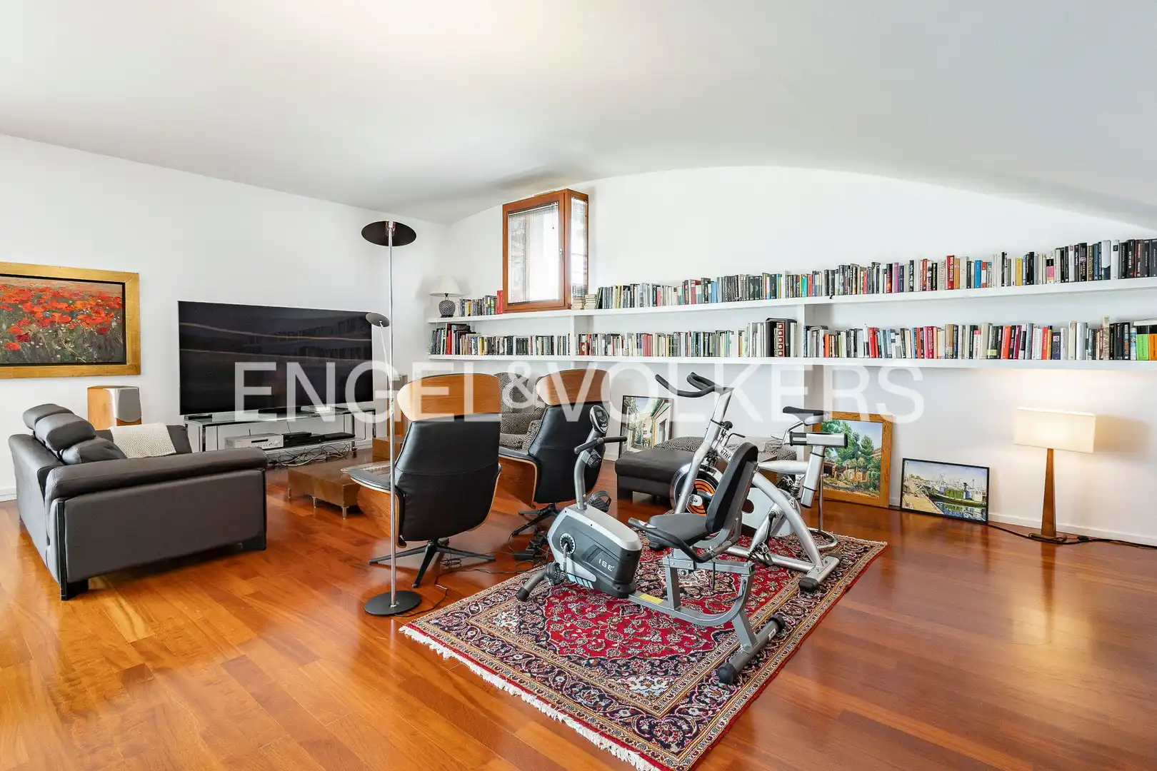 Sala de estar de Casa o chalet en venta en Sant Cugat del Vallès con Aire acondicionado, Calefacción y Jardín privado