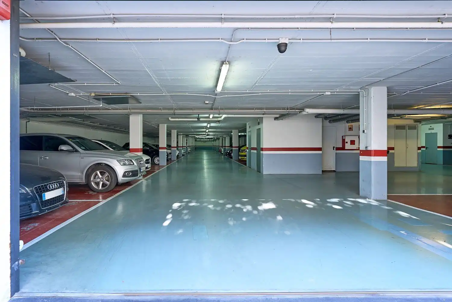 Parking of Flat for sale in Sitges  with Air Conditioner, Heating and Private garden