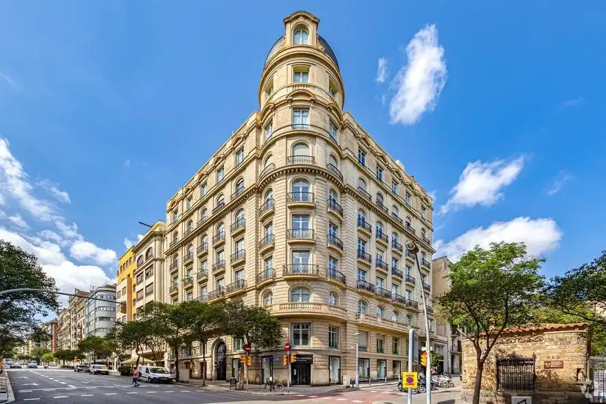 Vista exterior de Apartamento en venta en Barcelona con Aire acondicionado y Amueblado