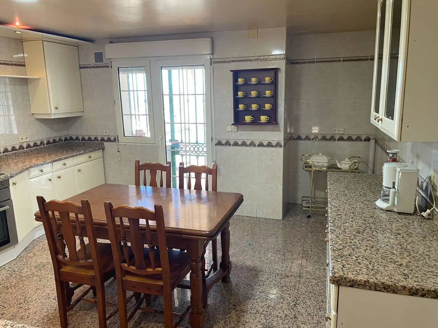 Cuina de Casa o xalet en venda en Aranjuez amb Aire condicionat, Calefacció i Jardí privat