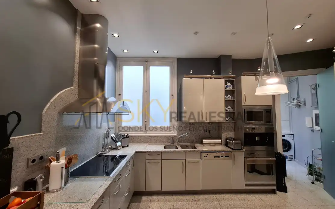 Appartamento con ascensore in vendita a Calle de Zurbarán, imagen 31